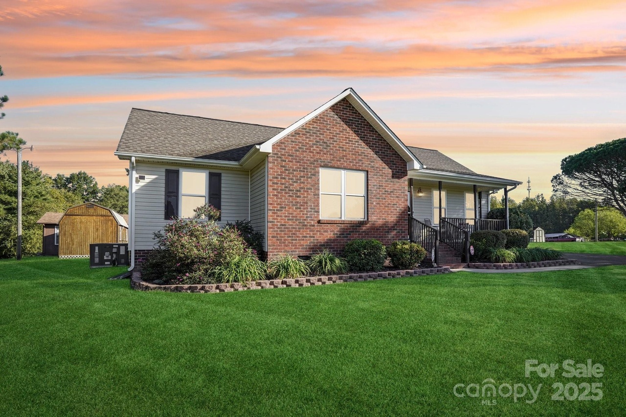 1509 Maurice Trull Rd, Wingate NC